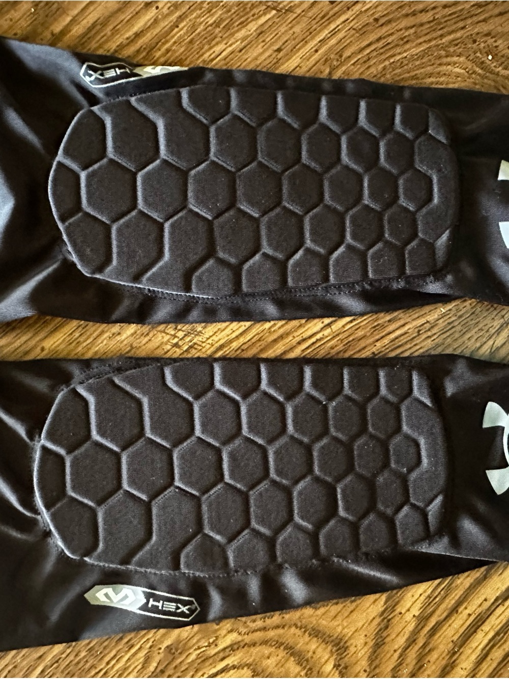 Under Armour Black HEX Padded Arm Sleeve Pair